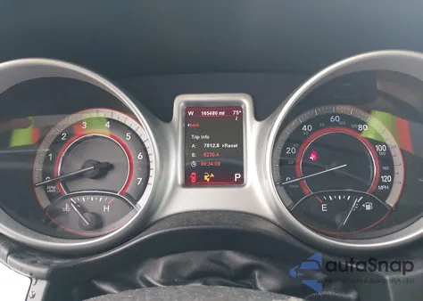 2012 Dodge Journey Sxt z USA, uszkodzony, nr VIN 3C4PDCBG3CT331693